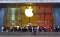 Apple и Meta оштрафовали почти на $800 млн