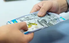 На таможенном посту «Хоргос» предотвращена попытка дачи взятки
