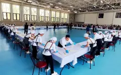 В Алматы приготовили лагман длиной 1704 метра, установив страновой рекорд
