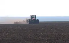 Акмолинские аграрии закрывают влагу на полях