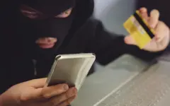 От чего защищает сервис Стоп кредит в Казахстане