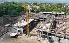 Спикер Сената ознакомился с ходом строительства школы им. Абая в Алматы