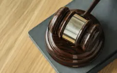 Судью ООН приговорили к шести годам тюрьмы