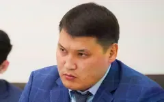 Чувствует себя лучше: коллеги рассказали о состоянии замакима Шымкента после стрельбы