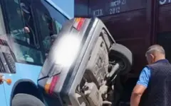 Массовое ДТП в Таразе: легковушку зажало между поездом и автобусом