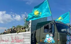 Передвижной концерт в честь героев Великой Победы прошел в Усть-Каменогорске