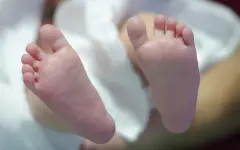 Новорожденного оставили на улице в Мангистауской области