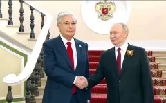 9 Мая: Президент Казахстана прибыл на Красную площадь