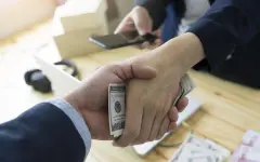 Расширить полномочия Антикора из-за коррупции в госзакупках призывает бизнес в Казахстане