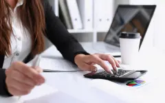 Казахстанка уволилась с работы и получила более 10 млн тенге