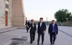 Госсоветник посетил мавзолей Ходжи Ахмеда Яссауи