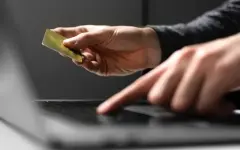 Работа мечты и жилье за копейки: как стали обманывать казахстанцев