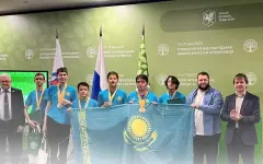 Две золотые медали привезли казахстанские школьники с международной олимпиады по биологии