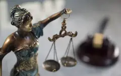 В Костанае осудили женщину за аферу с вагонами и зерном