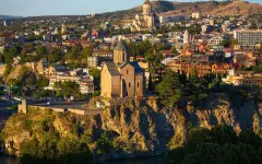 Грузия сократила число отказов во въезде для казахстанцев