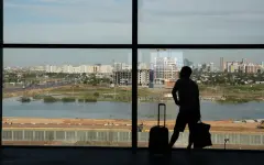 Практику казахстанских авиакомпаний раскритиковал депутат: Требуют доплату за перевес