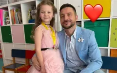Сергей Лазарев показал подросшую дочку на важном для них мероприятии