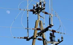 Электрики серьезно пострадали во время работы на территории жилого комплекса в Алматы