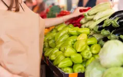Индекс цен: в Казахстане подешевели некоторые продукты питания