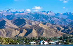 По курортным объектам и земле на Иссык-Куле договорились Казахстан и Кыргызстан