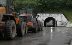 Наводнения могут уничтожить популярную среди туристов соляную шахту в Румынии