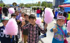 Фестиваль клоунов, и веселые старты: как 1 июня отметят в Астане