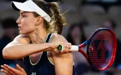 Елена Рыбакина остановилась в шаге от четвертьфинала Ролан Гаррос-2025