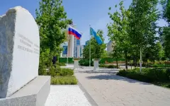 Захарова назвала важным событием открытие Аллеи вечной дружбы РК и РФ в Астане