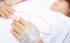 В критическом состоянии: автобус сбил школьника в Актобе