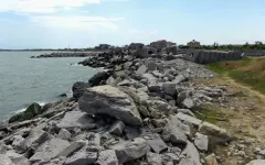 Океанолог рассказал, с чем связано снижение уровня Каспийского моря
