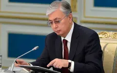 Токаев уволил министров обороны и транспорта, назначил нового советника
