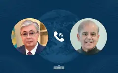 Токаев поговорил по телефону с премьером Пакистана