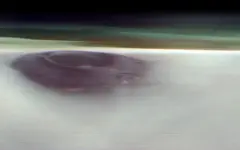 NASA показало, как вулкан прорывается сквозь облака на Марсе