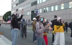 Массовые беспорядки в Лос-Анджелесе продолжаются несколько дней подряд