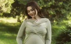 Ерке Есмахан намекнула на скорое рождение ребенка
