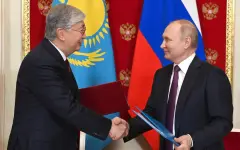 Токаев поздравил Путина