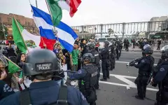 Протесты против политики Трампа захлестнули уже десять штатов