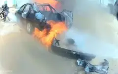 Взрыв произошел во время тушения пожарными возгорания в автомобиле в Мангистауской области