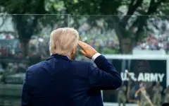 Военный парад в Вашингтоне совпал с днем рождения Трампа