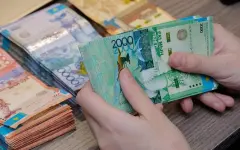 Казахстанец заплатит деньги бывшей жене, с которой прожил 30 лет