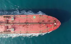 Два нефтяных танкера столкнулись в Оманском заливе