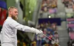 Казахстанец завоевал бронзу чемпионата Азии по фехтованию