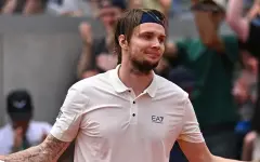 Бублик пробился в полуфинал ATP 500 и ворвался в топ-40 мирового рейтинга