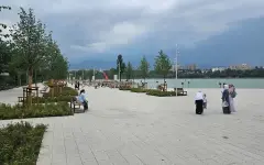 В Алматы озеро Сайран преобразилось до неузнаваемости, но уже зарастает мусором