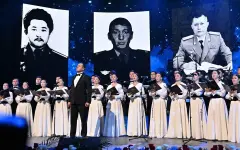 Токаев посетил концерт, посвященный Дню полиции