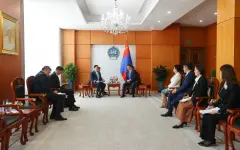 Посол Казахстана вручил верительные грамоты Президенту Монголии