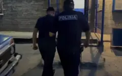В Семее пассажира, ударившего водителя автобуса на ходу, задержали