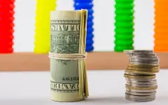 Индекс доллара упал до минимума с 2022 года: что повлияло на снижение валюты
