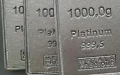 Стоимость платины обновила показатель 2014 года