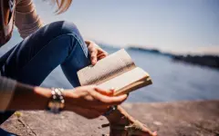 Как чтение книг влияет на одиночество – исследование